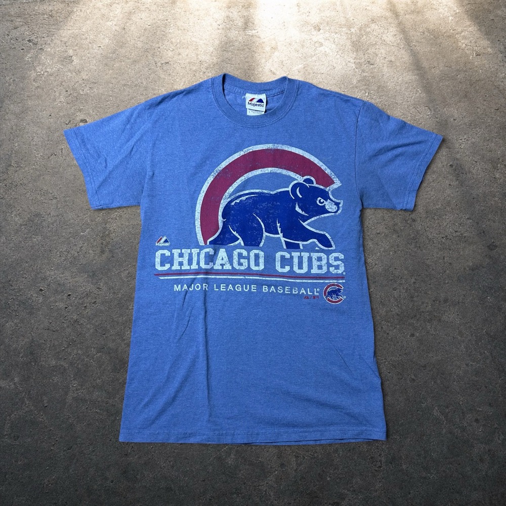 Majestic Chicago Cubs MLB Graphic T-Shirt Blue Vintage Retro Skater Size Small